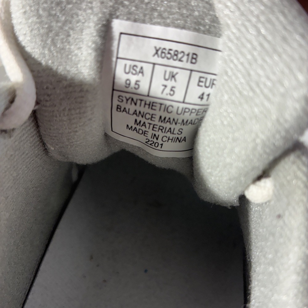 Xelero Steadfast Women's White/Coral Size 9.5 Sneaker Shoe - Picture 9 of 9